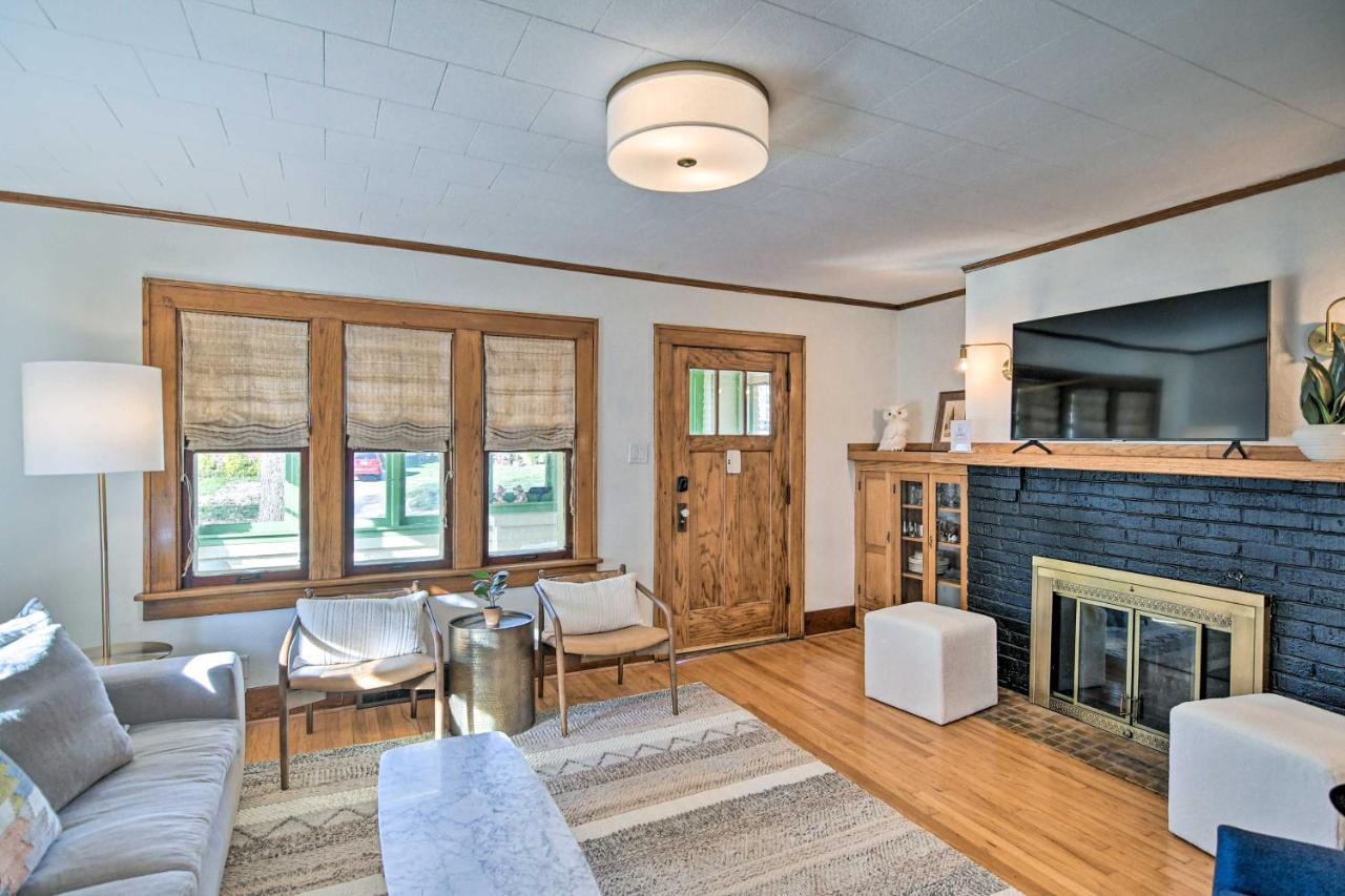 Family-Friendly Des Moines Retreat With Patio! Villa Eksteriør billede